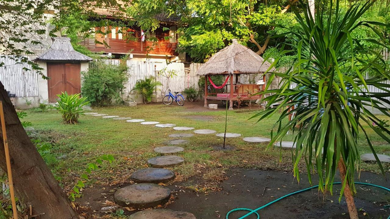Kayu Cottage Gili Trawangan Exterior foto